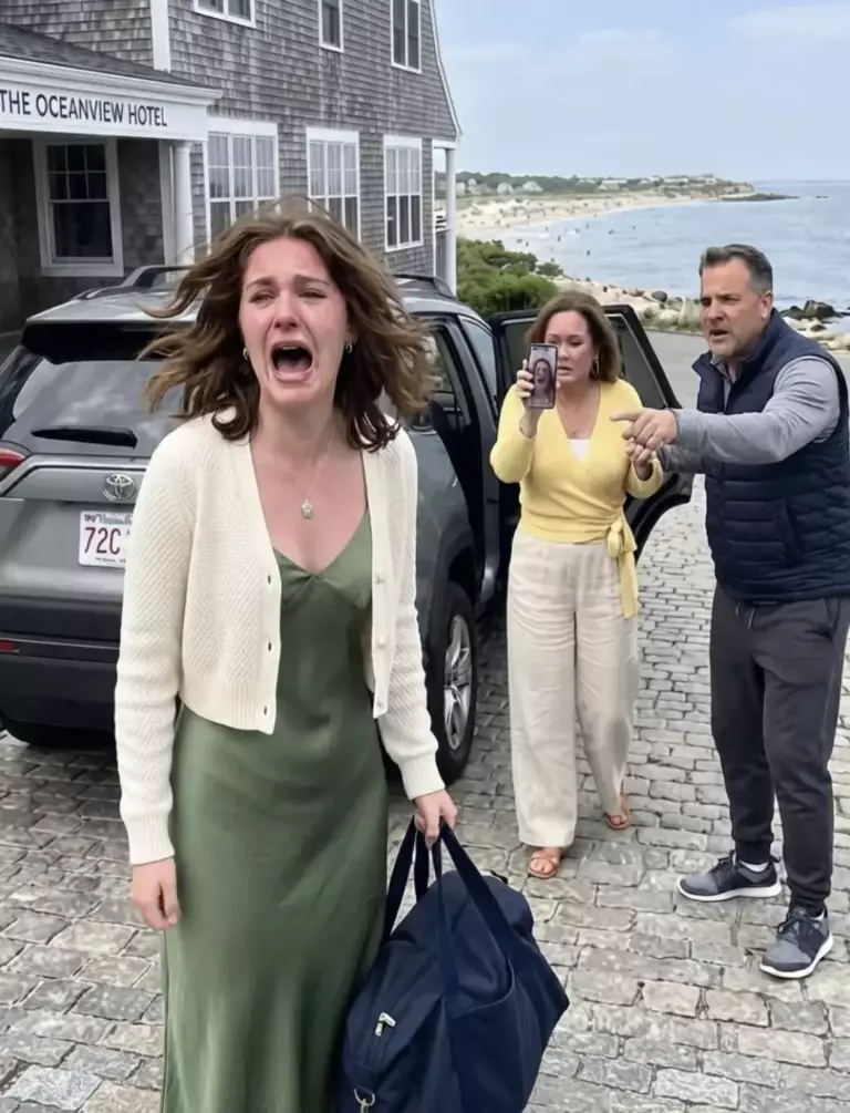 Părinții mei m-au lăsat într-un hotel din Cape Cod într-o dimineață de duminică, cu două sute de dolari, o valiză pe jumătate goală și o scuză care părea repetată de zeci de ori înainte.